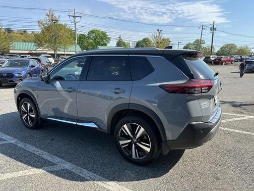 2021 Nissan Rogue SL