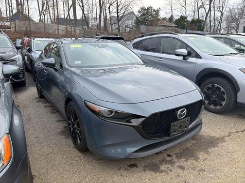 2019 Mazda Mazda3 FWD w/Premium Package