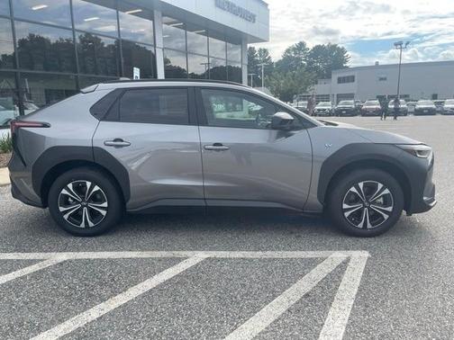 2025 Subaru Solterra Premium