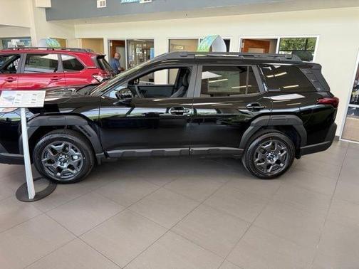 Crystal Black Silica 2026 Subaru Outback Premium