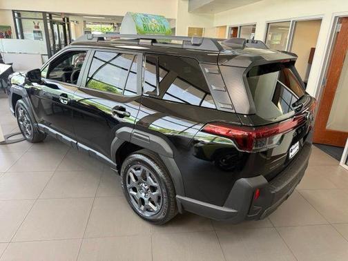Crystal Black Silica 2026 Subaru Outback Premium