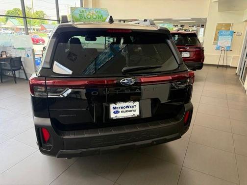 Crystal Black Silica 2026 Subaru Outback Premium