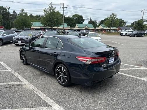 2019 Toyota Camry SE