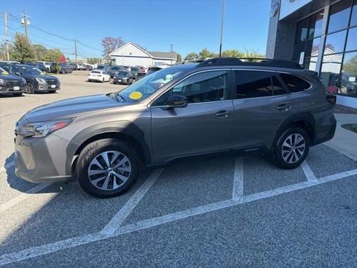 2023 Subaru Outback Premium