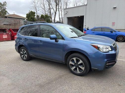 Quartz Blue Pearl 2017 Subaru Forester 2.5i Limited