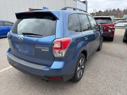 Quartz Blue Pearl 2017 Subaru Forester 2.5i Limited