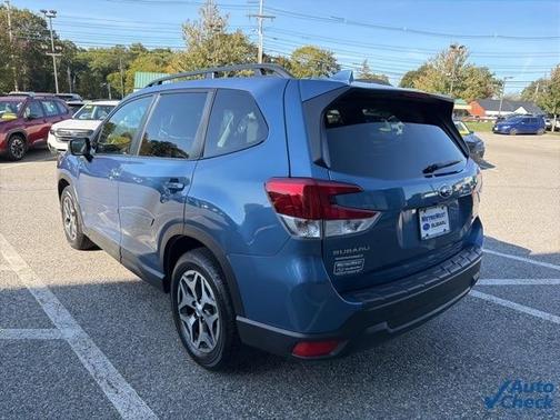 2022 Subaru Forester Premium