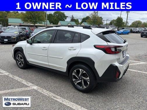 Crystal White Pearl 2024 Subaru Crosstrek Premium