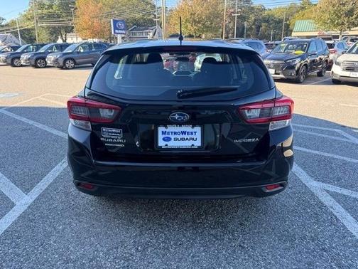 2023 Subaru Impreza Base