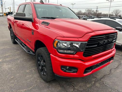 2019 RAM 2500 Big Horn Crew Cab 4x4 6'4' Box