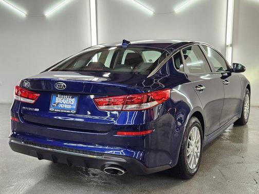 2020 Kia Optima LX
