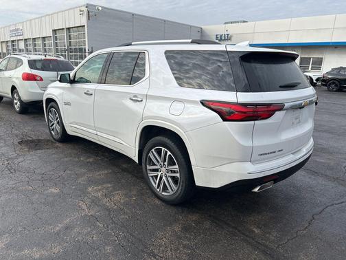 2023 Chevrolet Traverse High Country