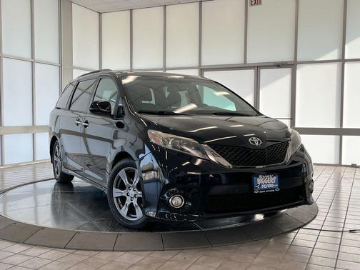 2017 Toyota Sienna SE Premium