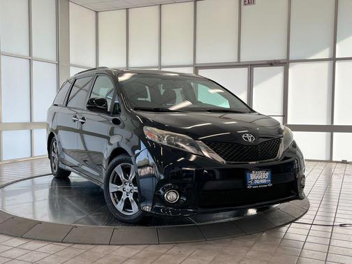 2017 Toyota Sienna SE Premium
