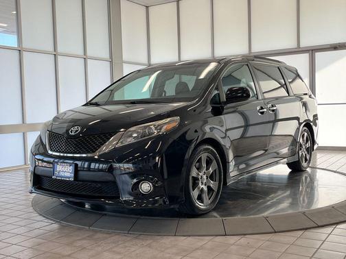 2017 Toyota Sienna SE Premium
