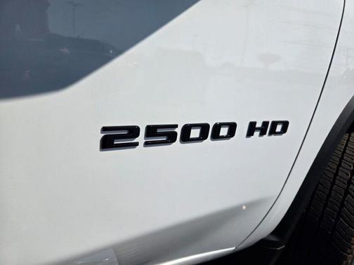 2026 Chevrolet Silverado 2500 LT