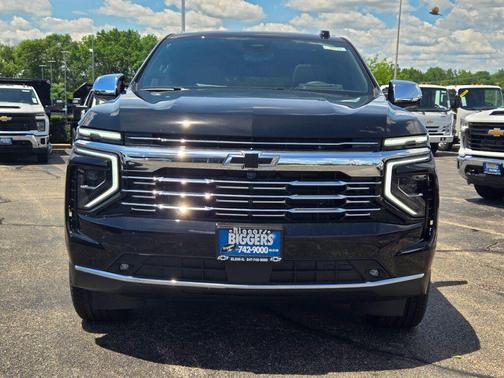 Black 2026 Chevrolet Suburban Premier