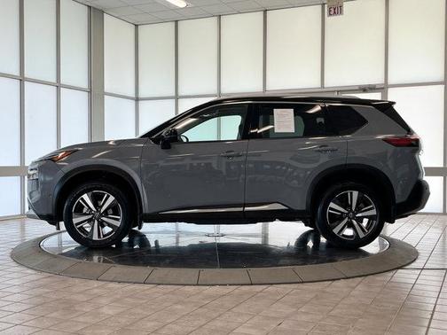 2022 Nissan Rogue Platinum