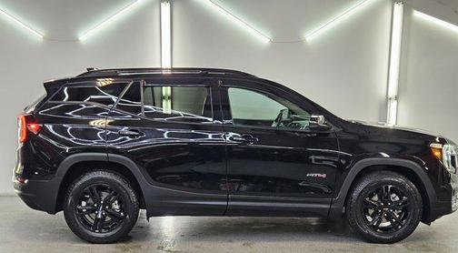 2022 GMC Terrain AWD AT4