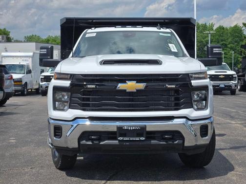 2025 Chevrolet Silverado 3500 WT