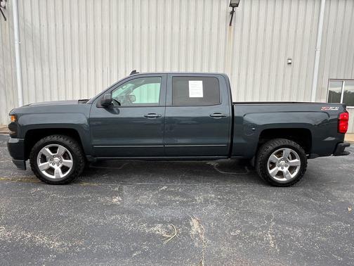 2017 Chevrolet Silverado 1500 2LT