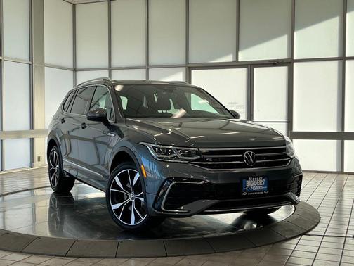 2023 Volkswagen Tiguan 2.0T SEL R-Line 4MOTION