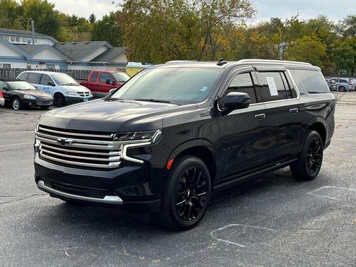 2022 Chevrolet Suburban 4WD High Country