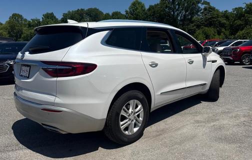 White Frost Tricoat 2020 Buick Enclave FWD Essence