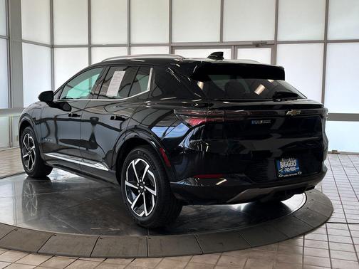 2024 Chevrolet Equinox EV 2LT