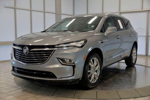 2024 Buick Enclave Essence FWD