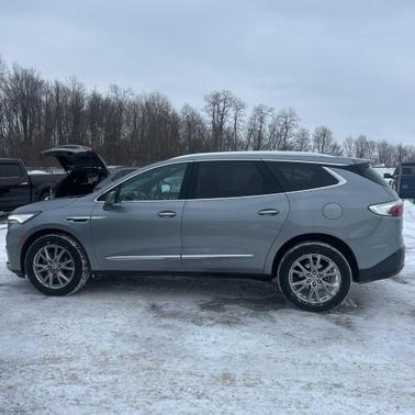 2024 Buick Enclave Essence FWD