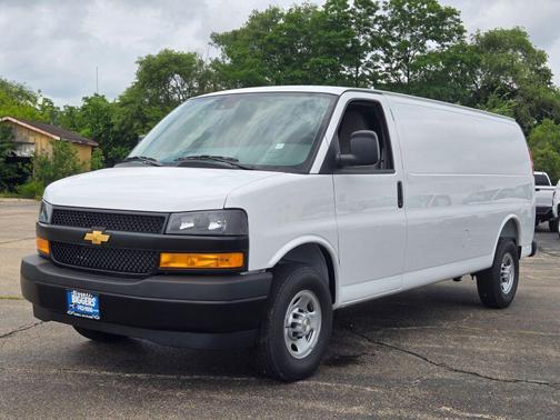 Summit White 2026 Chevrolet Express 2500 Work Van