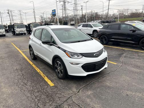 Summit White 2021 Chevrolet Bolt EV FWD Premier