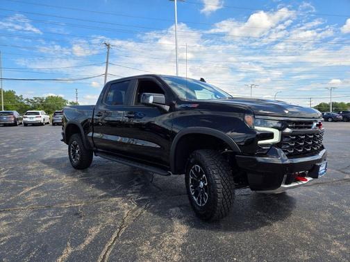 2025 Chevrolet Silverado 1500 ZR2