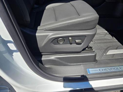 Summit White 2026 Chevrolet Tahoe LT