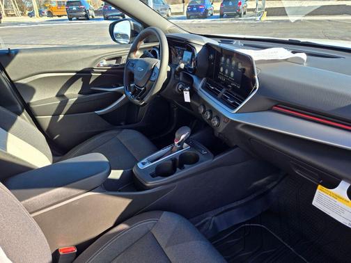 2026 Chevrolet Trax FWD 1RS