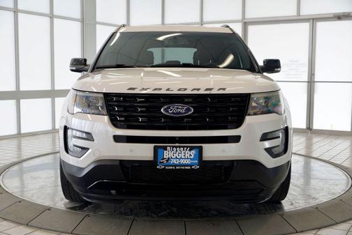 2017 Ford Explorer sport