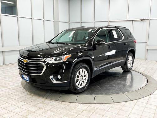 2020 Chevrolet Traverse LT Cloth