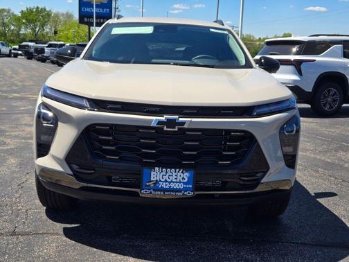 White Sands 2026 Chevrolet Trax FWD ACTIV