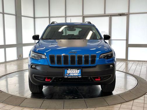 2022 Jeep Cherokee Trailhawk