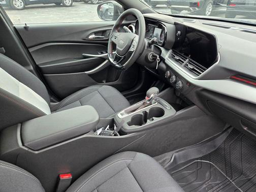 2026 Chevrolet Trax FWD 1RS