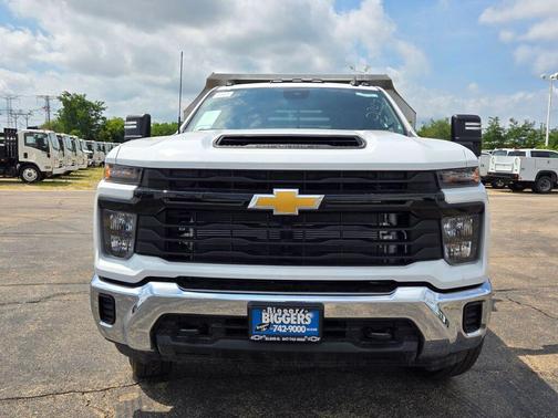 2025 Chevrolet Silverado 3500 WT
