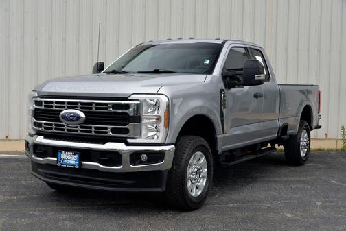Iconic Silver Metallic 2024 Ford F-350 XLT