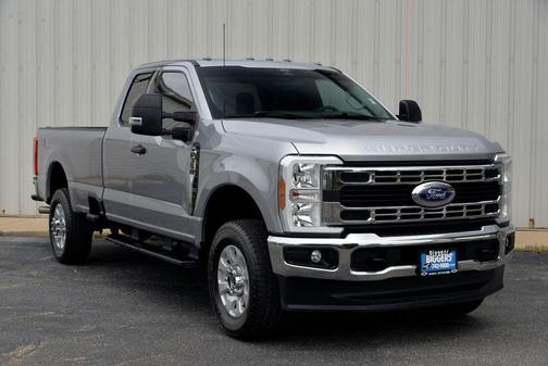 Iconic Silver Metallic 2024 Ford F-350 XLT