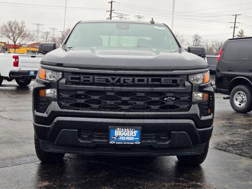 2026 Chevrolet Silverado 1500 Custom