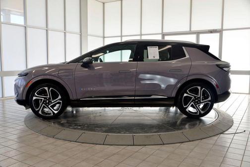 2025 Chevrolet Equinox EV LT