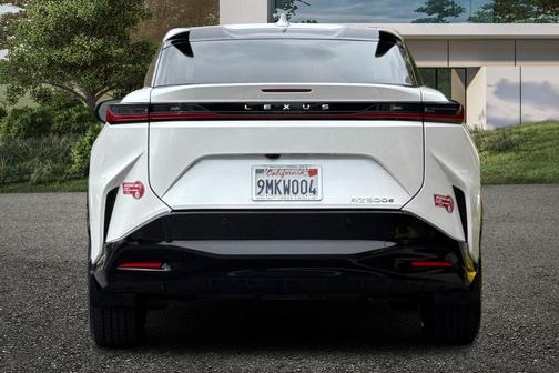 Eminent White Pearl 2024 Lexus RZ 300e Luxury