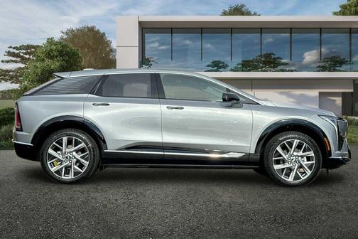 2026 Cadillac OPTIQ Luxury