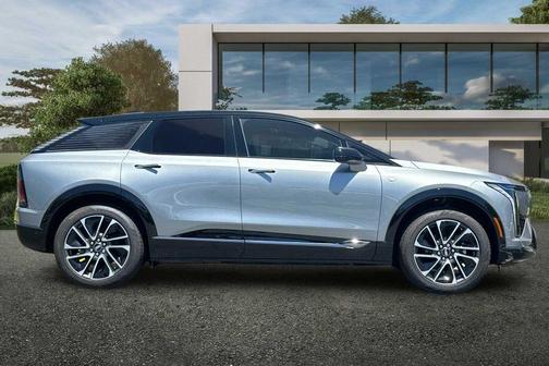 Argent Silver Metallic 2026 Cadillac OPTIQ Premium Sport