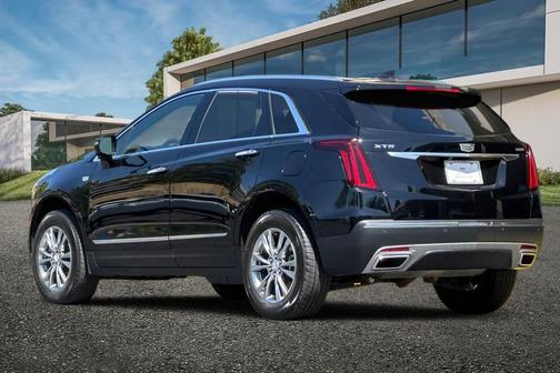 Stellar Black Metallic 2023 Cadillac XT5 Sport